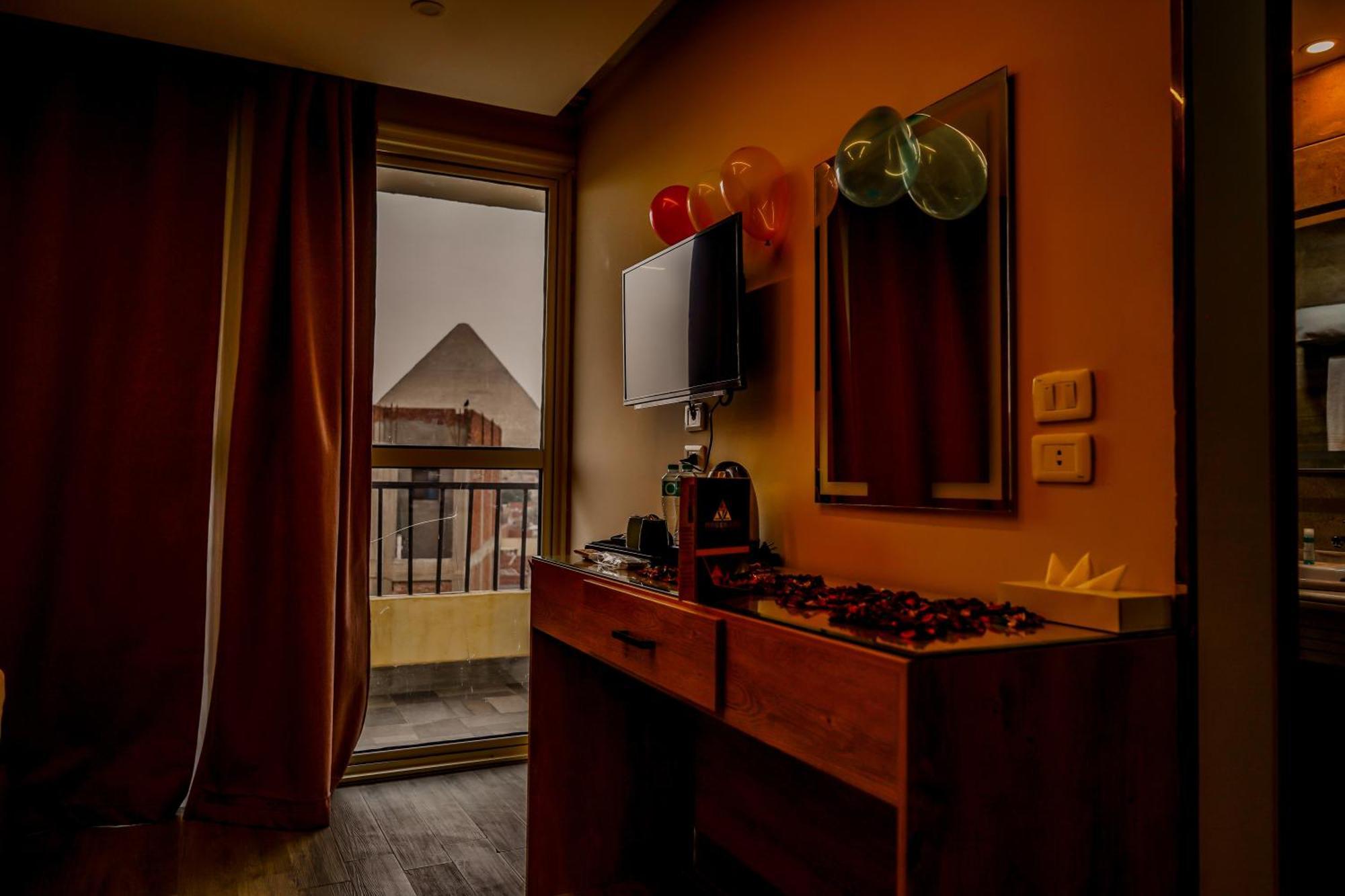 Pyramids Hotel Kafret el-Gabal المظهر الخارجي الصورة