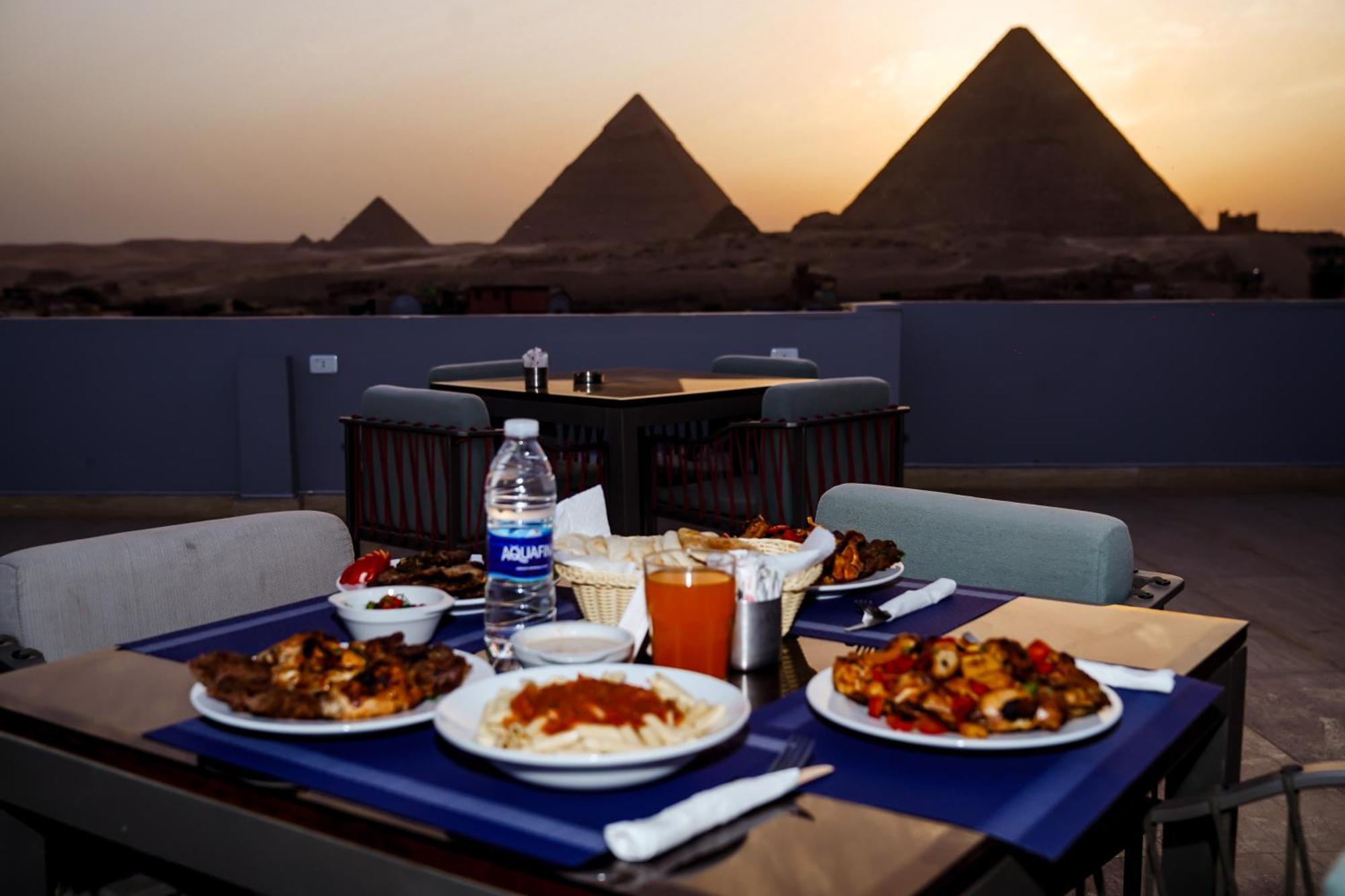 Pyramids Hotel Kafret el-Gabal المظهر الخارجي الصورة