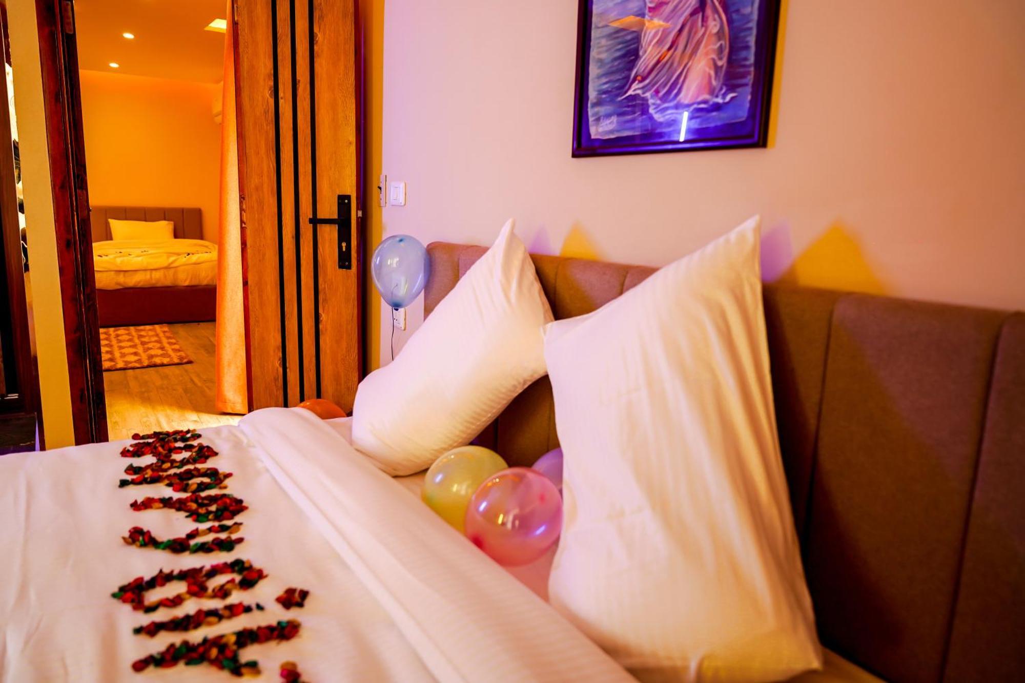 Pyramids Hotel Kafret el-Gabal المظهر الخارجي الصورة