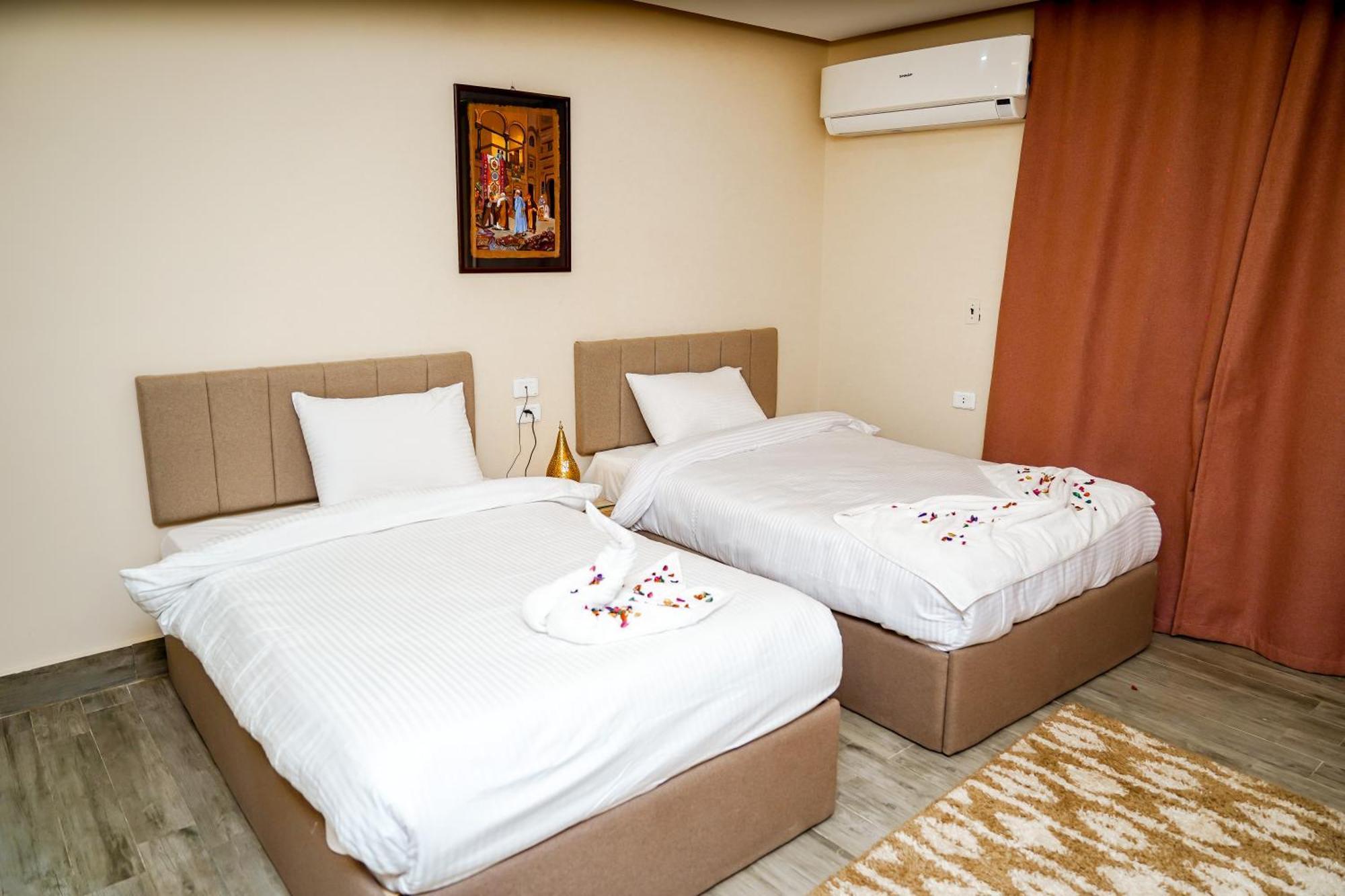 Pyramids Hotel Kafret el-Gabal المظهر الخارجي الصورة