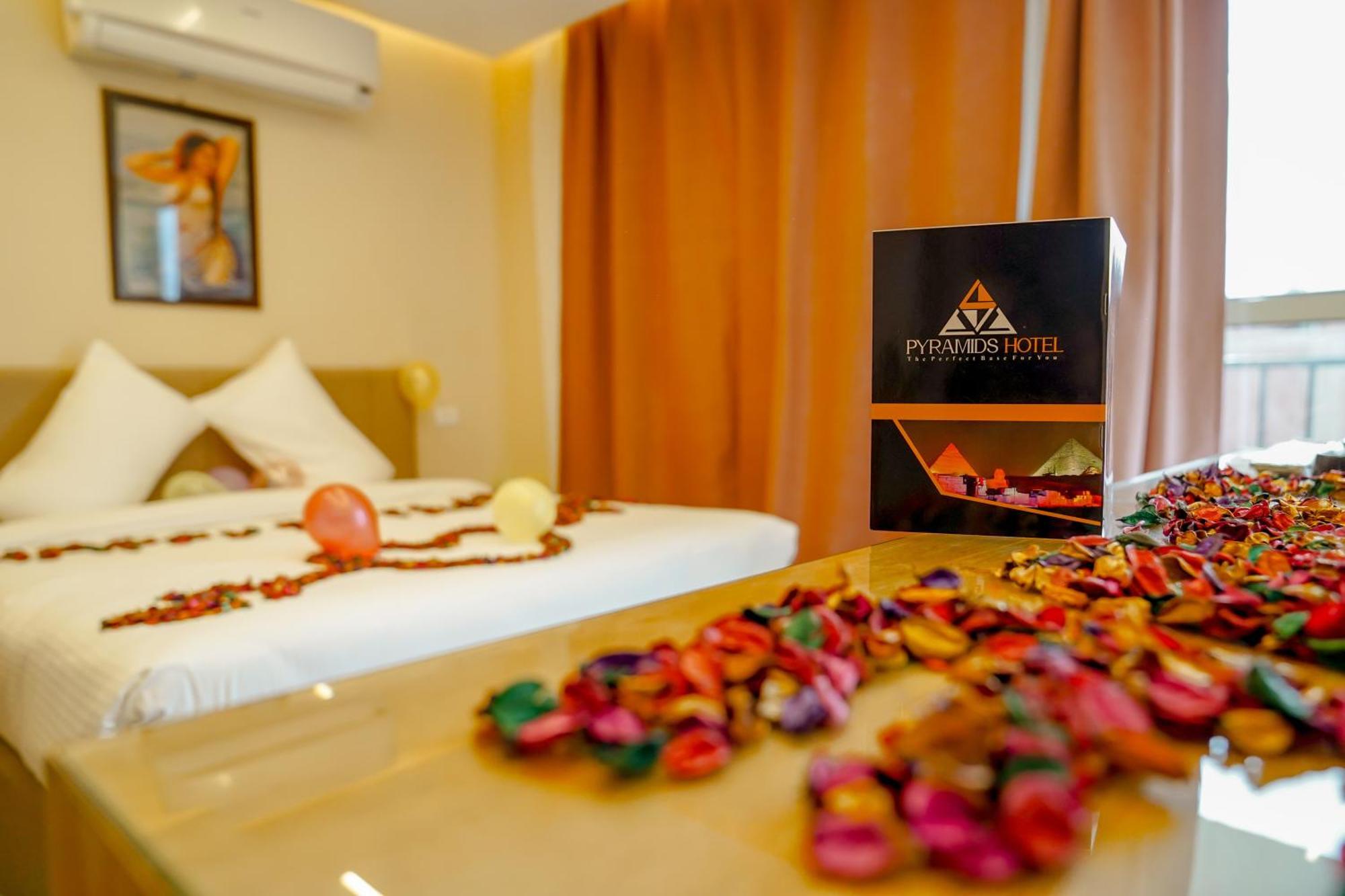 Pyramids Hotel Kafret el-Gabal المظهر الخارجي الصورة