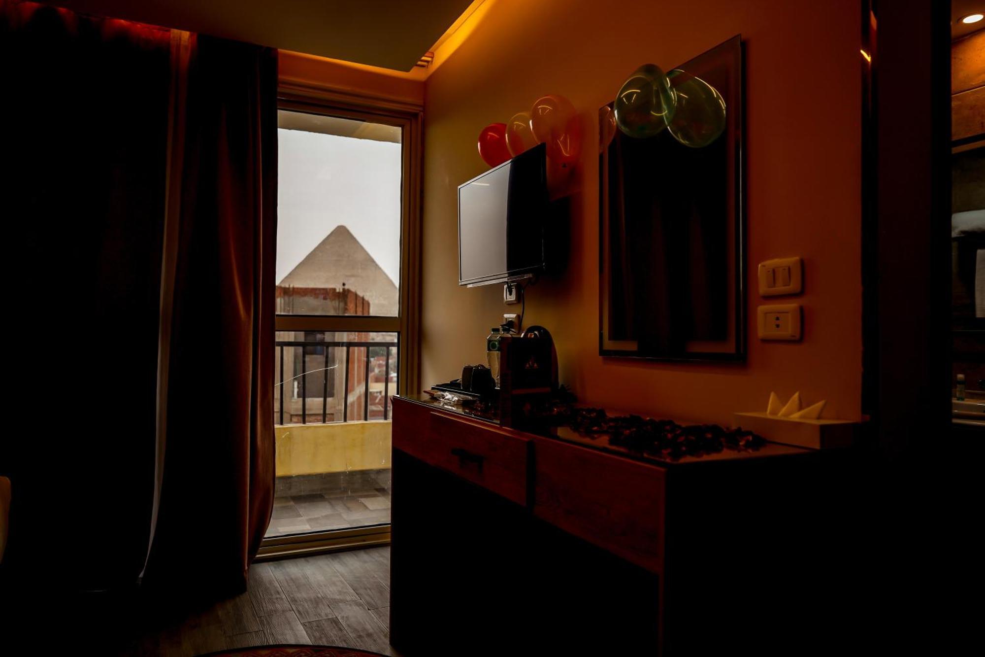 Pyramids Hotel Kafret el-Gabal المظهر الخارجي الصورة